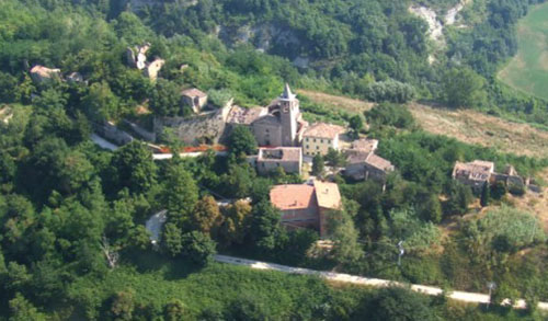 Borgo Di Castelnuovo, Marche Region, Italy - Price available on application - www.castlesandmanorhouses.com