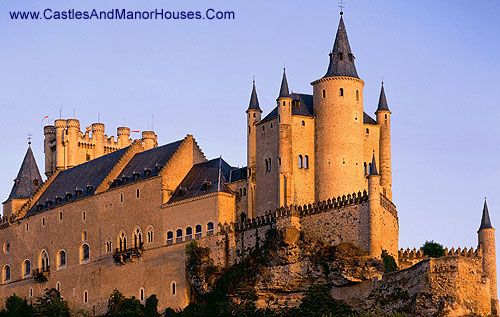 The Alcázar of Segovia (Segovia Castle), Segovia, Spain. - www.castlesandmanorhouses.com