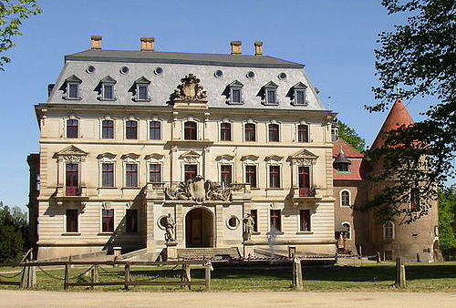 Schloss Altdöbern, Altdöbern, Brandebourg, Germany - www.castlesandmanorhouses.com