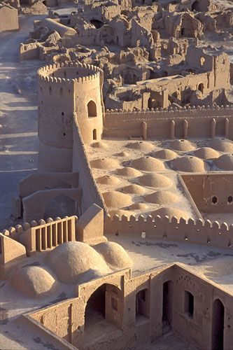 Arg-é Bam (Bam Citadel), Bam, Kerman Province, southeastern Iran - www.castlesandmanorhouses.com