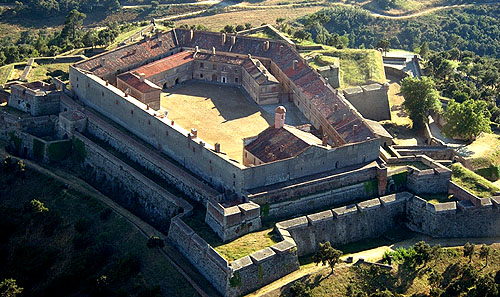 Fort de Bellegarde, Le Perthus, Pyrénées-Orientales, France. - www.castlesandmanorhouses.com
