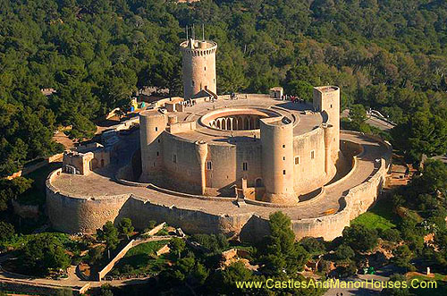 Bellver Castle. northwest of Palma, Majorca, Balearic Islands, Spain. - www.castlesandmanorhouses.com