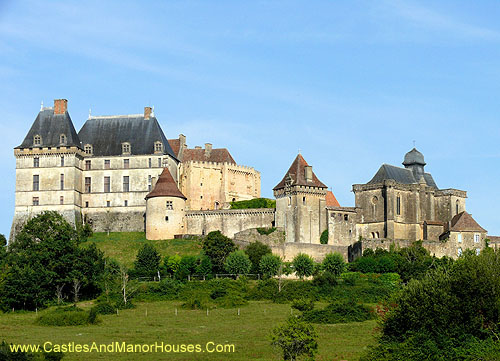 Château de Biron, Biron, Dordogne, France - www.castlesandmanorhouses.com