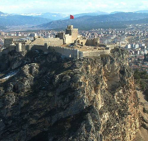 Boyabat castle,Boyabat, Boyabat district, Sinop Province, Black Sea region, Turkey. - www.castlesandmanorhouses.com