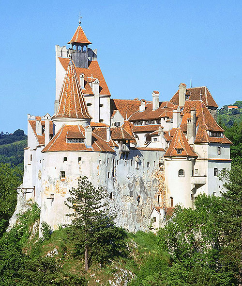 Castelul Bran (Bran Castle), Str. General Traian Mosoiu 24, Bran 507025, (near Brasov) Romania - www.castlesandmanorhouses.com