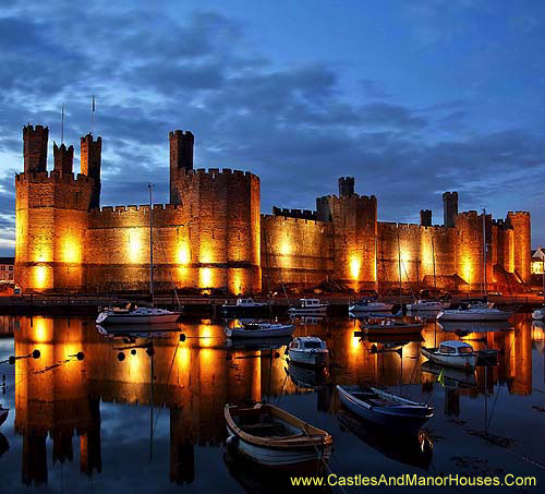 Caernarfon Castle (Welsh: Castell Caernarfon), Caernarfon, Gwynedd, north-west Wales - www.castlesandmanorhouses.com