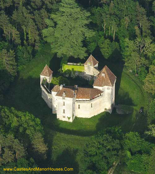 Château de Caussade, 24 Trélissac, Dordogne, Périgord, France - www.castlesandmanorhouses.com
