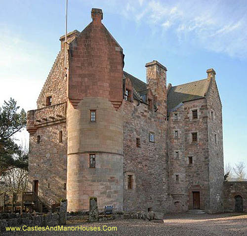 Dairsie Castle, Dairsie, north-east Fife, Scotland. - www.castlesandmanorhouses.com