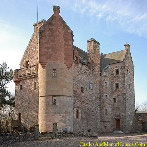 Dairsie Castle, Dairsie, north-east Fife, Scotland. - www.castlesandmanorhouses.com