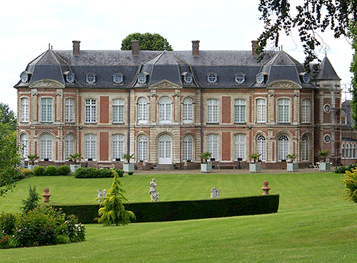 Château de Long, Somme, Picardie, France - www.castlesandmanorhouses.com