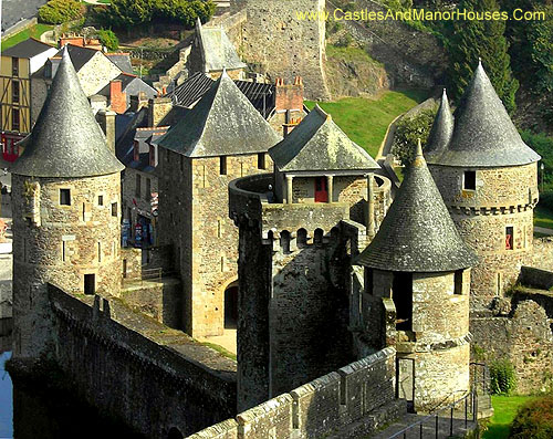 The Château de Fougères, Fougères, Ille-et-Vilaine, Brittany, France. - www.castlesandmanorhouses.com