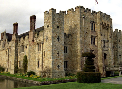 Hever Castle, Hever, Kent, near Edenbridge,England. - www.castlesandmanorhouses.com