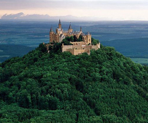 Schloss Hohenzollern, 72379 Burg Hohenzollern, Germany - www.castlesandmanorhouses.com