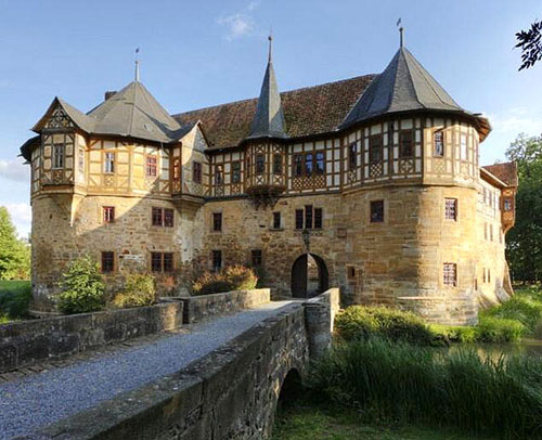 Schloss Irmelshausen, Irmelshausen, Höchheim, Rhön-Grabfeld, Bavaria, Germany - www.castlesandmanorhouses.com