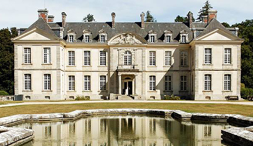 Château de Kerguehennec, Bignan, Morbihan, Bretagne, France - www.castlesandmanorhouses.com