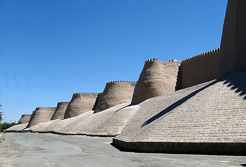 Khiva City Walls, Xorazm Province, Uzbekistan. - www.castlesandmanorhouses.com