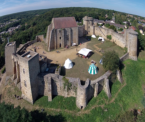 Château de la Madeleine, Chevreuse, département of Yvelines, Île de France, France. - www.castlesandmanorhouses.com