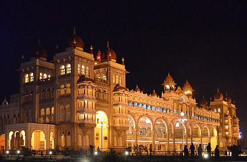 The Palace of Mysore (orAmba Vilas Palace), Mysore, Karnataka, India. - www.castlesandmanorhouses.com