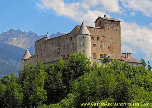 Schloß Naudersberg (Naudersberg Castle), Nauders, Tirol, Austria - www.castlesandmanorhouses.com
