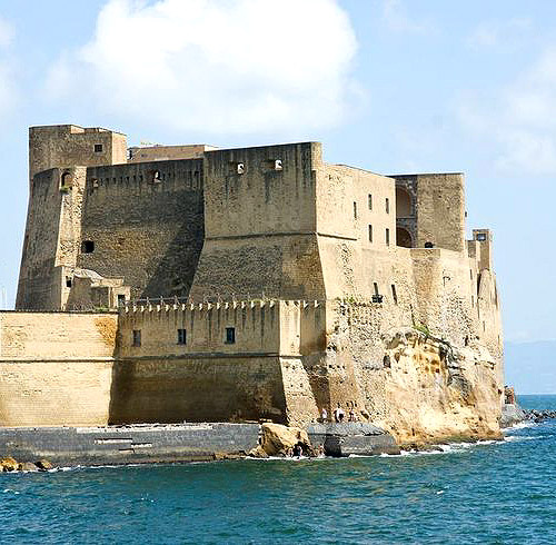 Castel dell'Ovo ["Egg castle"], Via Eldorado, 3 80132 Naples, Italy - www.castlesandmanorhouses.com