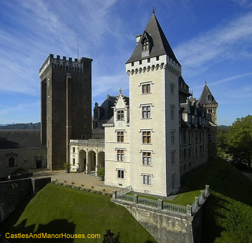 Musée National, Château de Pau, Pau, Pyrénées-Atlantiques, France - www.castlesandmanorhouses.com