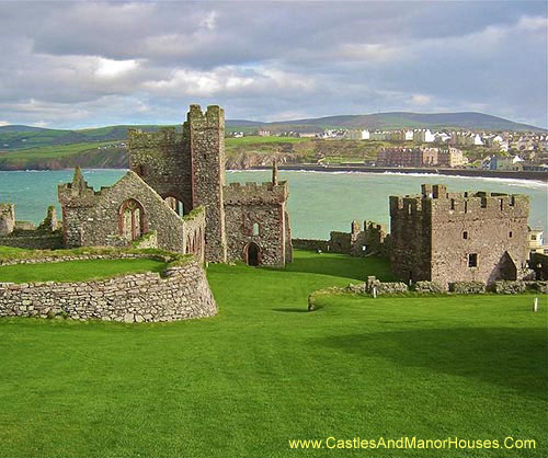 Peel Castle, St Patrick's Isle, Isle of Man, UK - www.castlesandmanorhouses.com