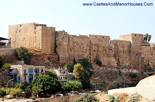 Citadel of Raymond de Saint-Gilles (Qala'at Sanjil), Tripoli, Lebanon - www.castlesandmanorhouses.com