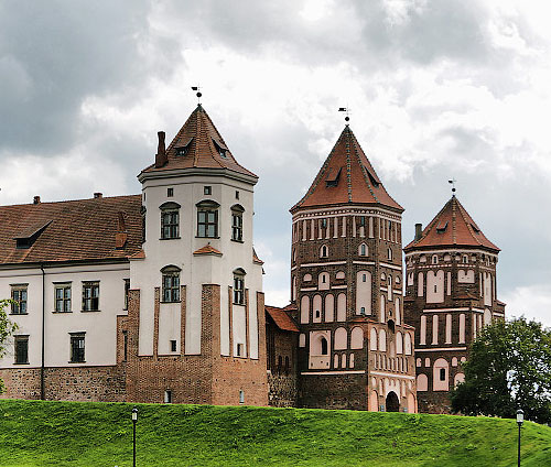 Mirsky Castle Complex, Mir, Karelichy District of the Hrodna voblast, Belarus - www.castlesandmanorhouses.com