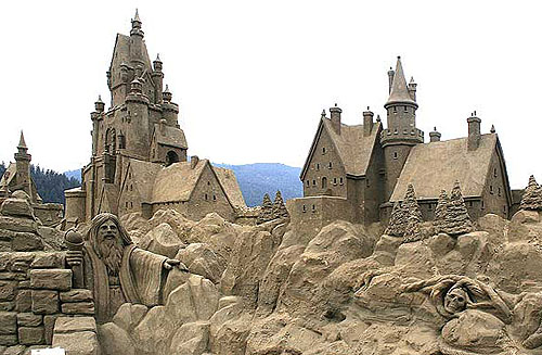 Above average Sand Castles - www.castlesandmanorhouses.com