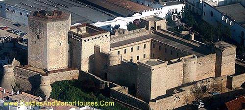 Castle of Santiago, Sanlúcar de Barrameda, Cádiz province, Andalucía, Spain. - www.castlesandmanorhouses.com