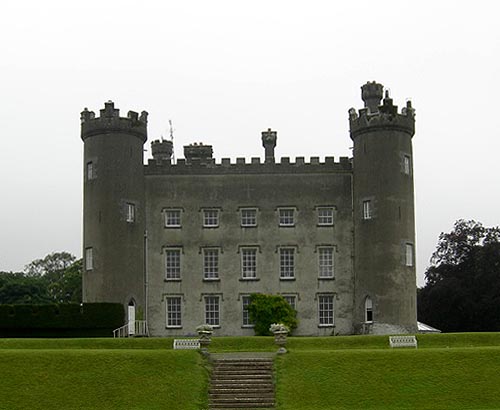 Tully-Nally Castle, 2 km from Castlepollard, County Westmeath, Ireland - www.castlesandmanorhouses.com