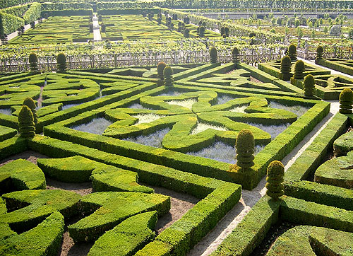 Château d'Ussé, Rigny-Ussé, Indre-et-Loire, France. - www.castlesandmanorhouses.com