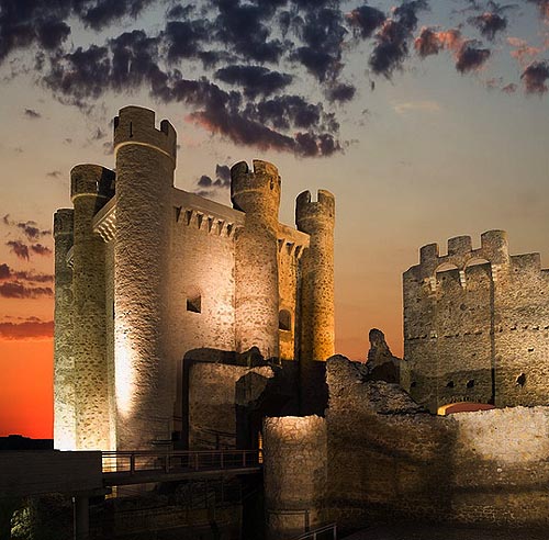 Valencia de Don Juan, León, Castile and León, Spain - www.castlesandmanorhouses.com