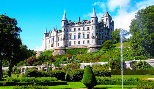Dunrobin Castle, Sutherland, Highland, Scotland - www.castlesandmanorhouses.com