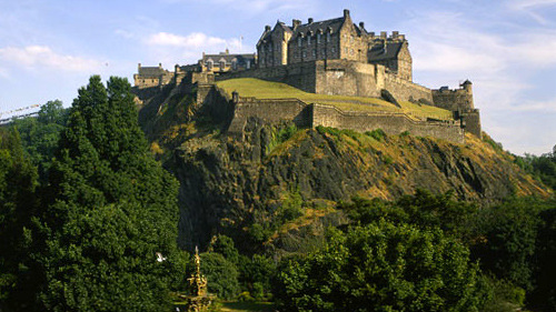 Edinburgh Castle, Edinburgh, Scotland - www.castlesandmanorhouses.com